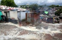 В результате наводнений в Индии и Непале пострадали 1,6 млн человек