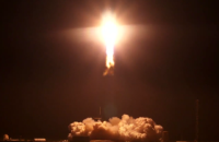 Компанія SpaceX успішно запустила на орбіту Землі найбільший комерційний супутник зв’язку