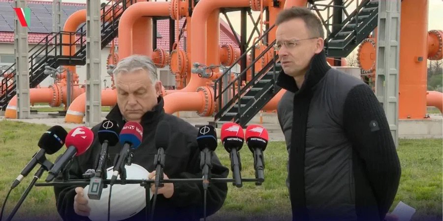 Віктор Орбан і Петер Сіярто на сербсько-угорському кордон після інциденту з вибухівкою 