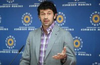 У Тбілісі прихильники владної партії напали на антиурядових мітингарів