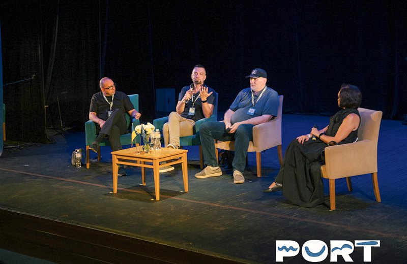 Зліва направо: Володимир Єрмоленко, Володимир Шейко, Антон Санченко і Оксана Довгополова під час дискусії