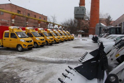 Укргазбанк профинансировал закупку 19 единиц коммунальной техники для Запорожья