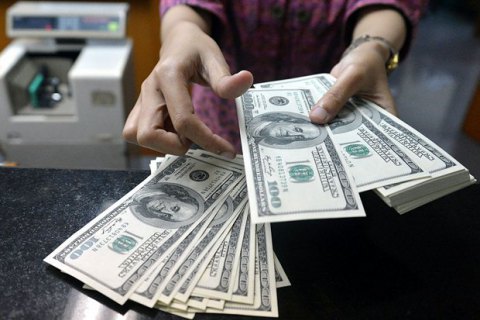 У листопаді українці продали валюти на $21,3 млн більше, ніж купили