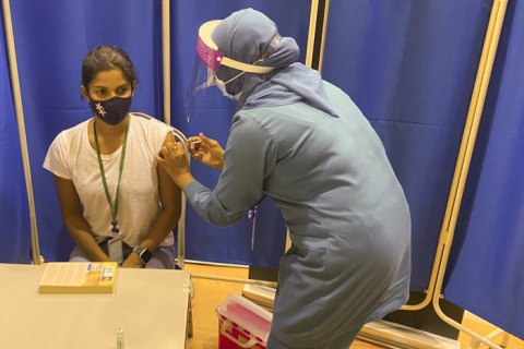 Власти Индии объявили о второй волне коронавируса 