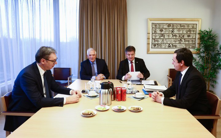 Лідери Сербії та Косова продовжать перемовини щодо нормалізації відносин