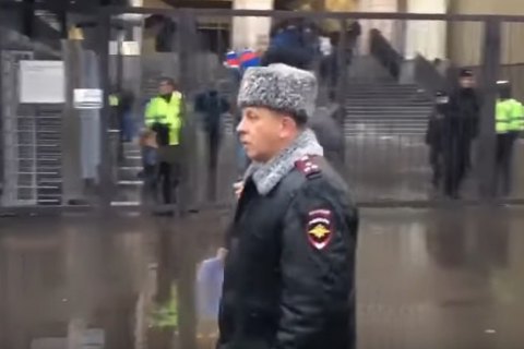 Экс-замглавы милиции Киева заметили в охране матча Россия - Аргентина в Москве 