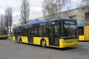 Коммунальный транспорт вытесняет маршрутки из Святошинского района