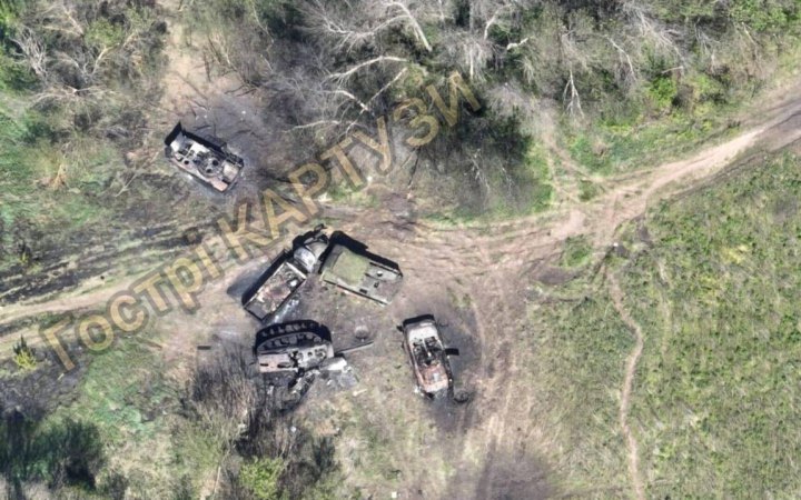 Сили оборони знищили інженерну техніку та десятки окупантів на Донеччині