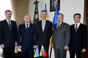 Литва готова поделиться с Украиной опытом создания финансовой полиции 
