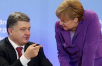 Порошенко обсудил с Меркель финансовую помощь Донбассу