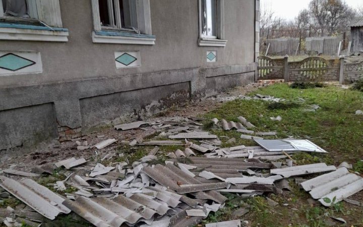 Росіяни з мінометів обстріляли житлові будинки громади на Сумщині