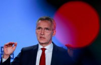 Столтенберг: НАТО не відмовиться від ядерної зброї, якщо вона залишиться у Росії та Китаю