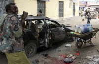Сомалі: терористи-смертники атакували конституційну конференцію