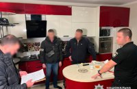 Підозру отримав депутат Дніпровської міськради, який два тижні відпочивав з родиною у Греції