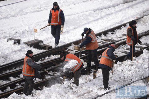 Скоростной поезд Запорожье - Киев сломался в дороге из-за мороза