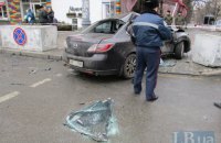 В Киеве сдвинувшийся из-за аварии бетонный блок раздавил ногу случайному прохожему