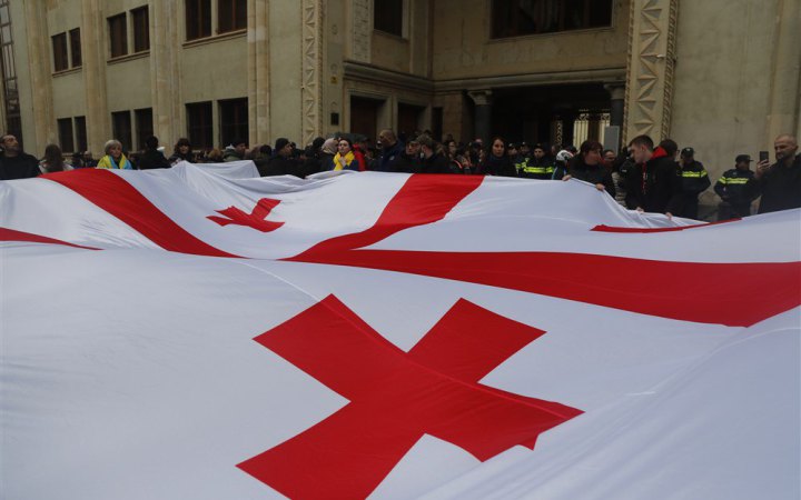 Грузинська влада хоче заборонити громадянам брати участь у виборах з-за кордону