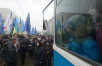 В оппозиции говорят, что власти блокируют митинг во Львове