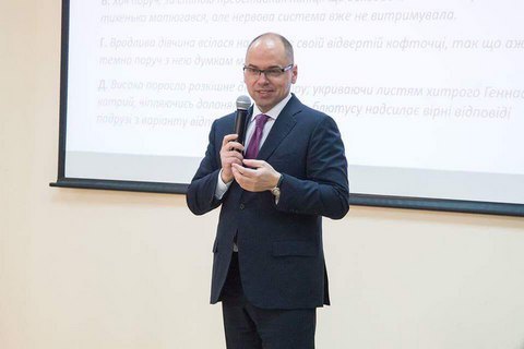 Одесский губернатор Степанов сыграл с выпускниками в ВНО-квест