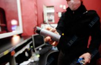 ​В Чернигове семеро школьников попали в больницу из-за распыления газового баллончика