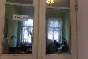 В Днепропетровск привезли 85 бойцов, раненных под Иловайском