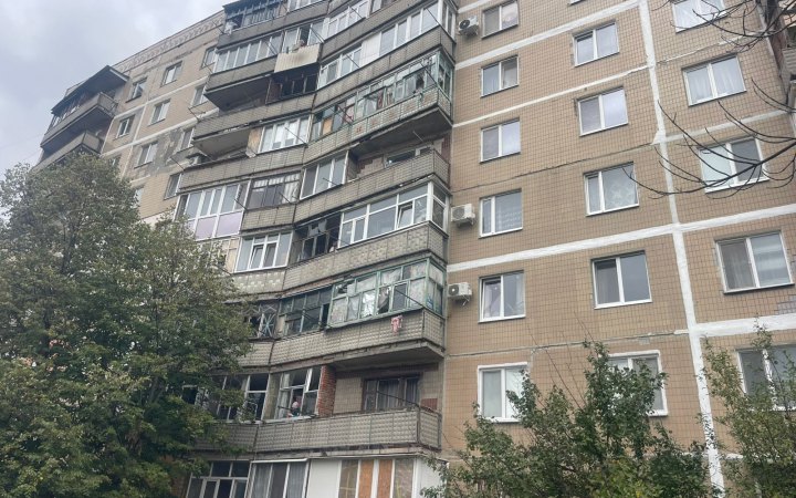 Окупанти пошкодили багатоповерхівки і дитячий садок у Слов'янську Донецької області