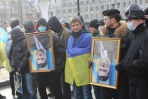 Луцкого активиста арестовали на 2 месяца из-за портретов Януковича 