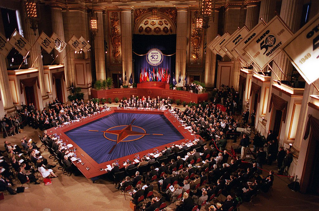 Саміт НАТО, Вашингтон, 23 квітня 1999.