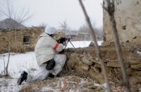 Оккупанты шесть раз обстреляли позиции ВСУ, двое военных получили ранения