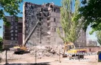 Російські окупанти демонтували в Маріуполі 282 багатоквартирних будинки