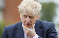 Борис Джонсон розкритикував “мирний план” США щодо України: “Це військова кастрація України”