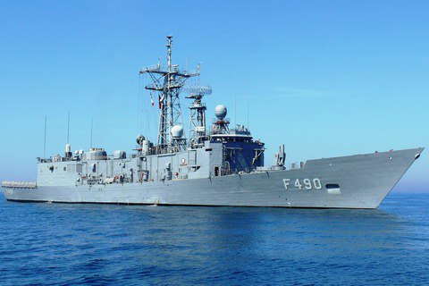 Флот Турции недосчитался 14 кораблей после попытки переворота