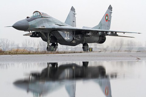 Парламент Болгарии утвердил закупку современных истребителей вместо российских Миг-29