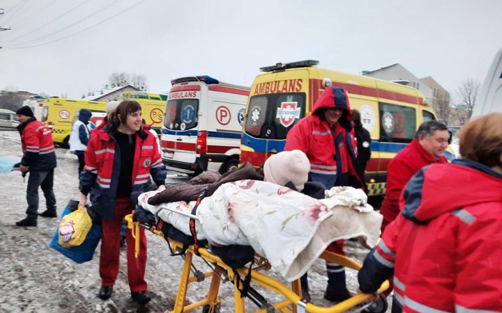 Сьогодні відбулась наймасовіша медична евакуація хворих із Херсона на Львівщину, - Козицький