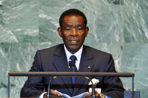 Президент Гвинеи потратил 30 тысяч евро на билеты на Кубок Африки для бедных