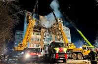 У Тернополі тривають пошуково-рятувальні роботи на місці російського удару