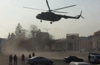 У центрі Чернігова сів військовий вертоліт, щоб забрати командувача ВПС