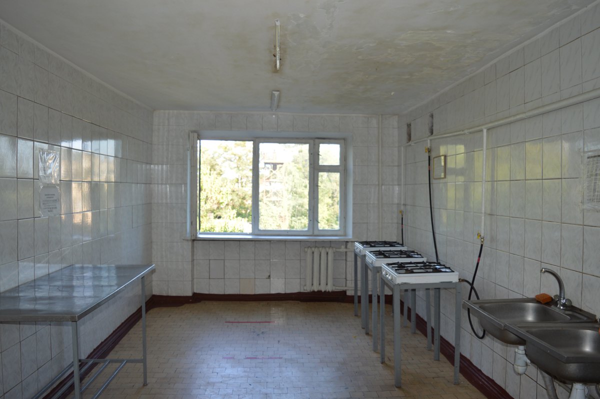 Кухня гуртожитку-кампусу КНЕУ по вул. Марії Капніст у Києві.