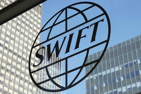 ЄС відключає низку російських банків від SWIFT