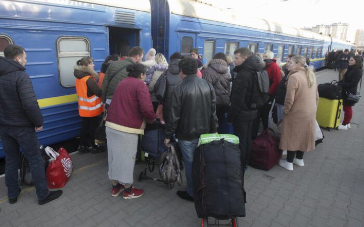 Із небезпечних регіонів України за останні місяці евакуювали 87 тисяч осіб