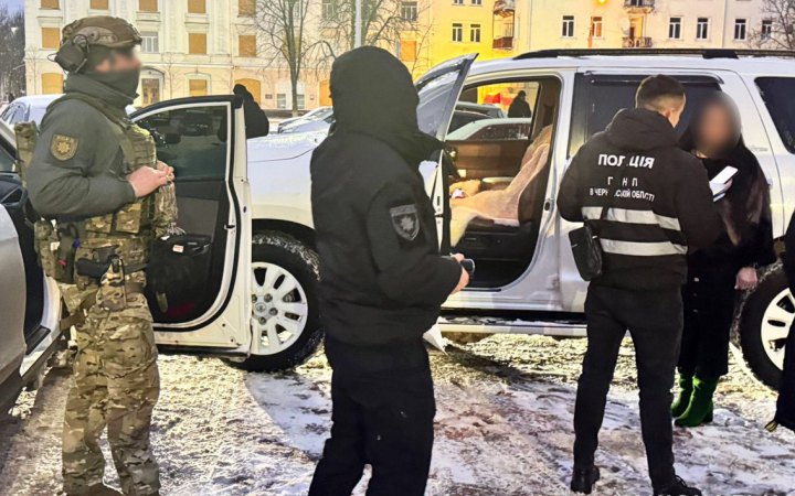 Арештований майже мільйон доларів ексголови ВЛК на Чернігівщині передали у АРМА