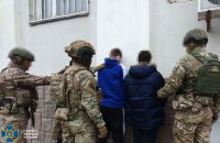 На Кіровоградщині двоє поплічників РФ підпалили локомотив, підстанції обленерго та релейні шафи