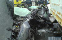 На проспекте Ватутина в Киеве произошло масштабное ДТП, погиб один человек