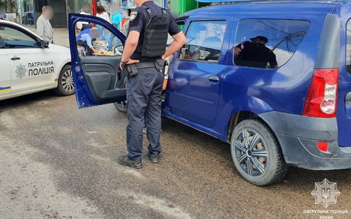 ​У Києві п'яний прихильник "руського миру" вчинив ДТП та погрожував патрульним московитами