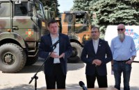 Латвия передала на Донбасс более 20 тонн гумпомощи 