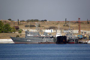 Из Крыма вывели еще 6 украинских кораблей