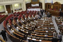 Литвин предлагает урезать зарплаты депутатам-прогульщикам