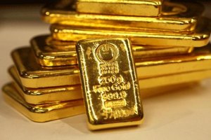 НБУ понизил официальный курс золота на 1,5% 