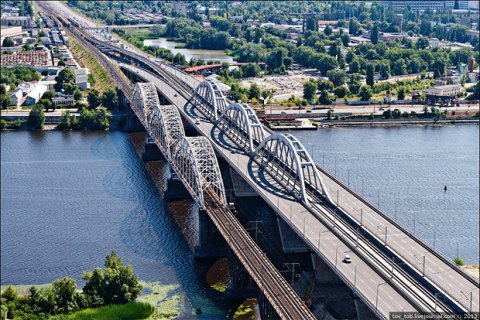 КМДА про завершення робіт на Дарницькому мості: до кінця 2021-го видається примарним