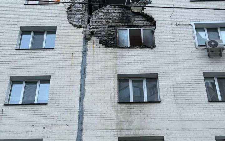 У Київській області уламки ракети впали на будинок, поранено дитину(оновлено)